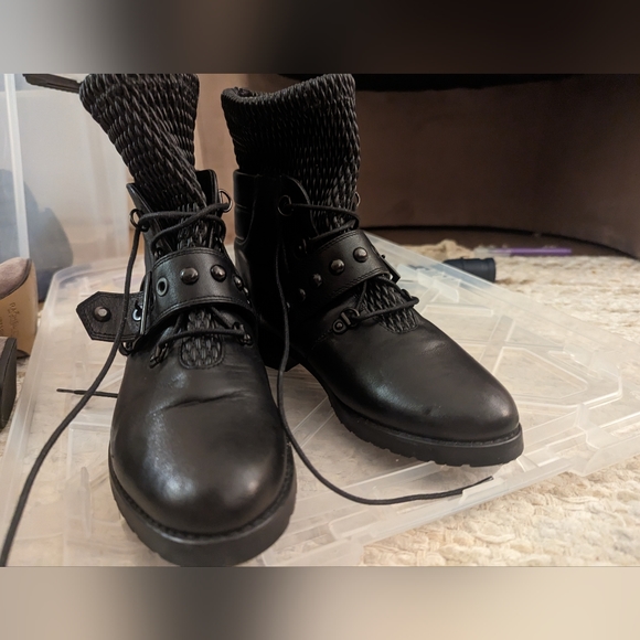 Stuart Weitzman combat boots - Picture 3 of 4